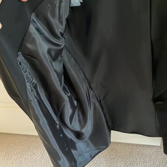 Kasper Fully Lined Jacket and Pants. Size 14P. Black - Picture 3 of 7